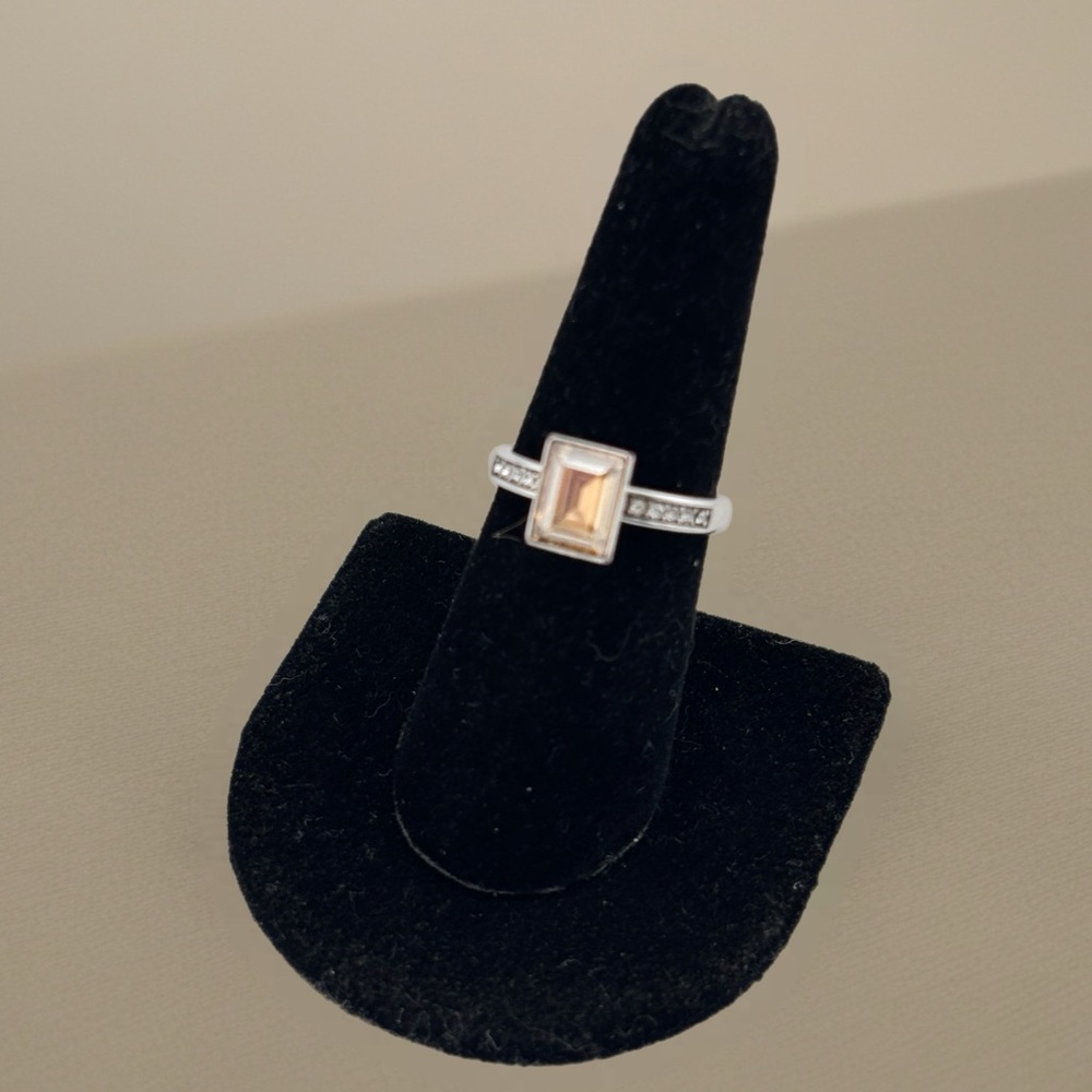 Brighton wonder ring with yellowish stone and side crystals stackable Size 7 - Picture 6 of 8